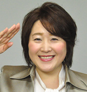 堀真理子